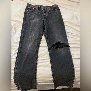 Levi high waisted jeans size 27